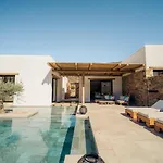 Hide Out Villa *
