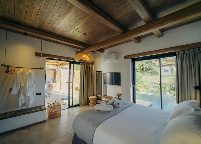 Hide Out * Μυλοπότας